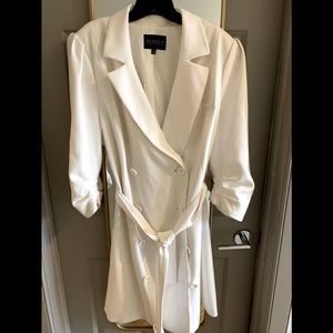 White Puff Sleeve belted Blazer Dress Size 20